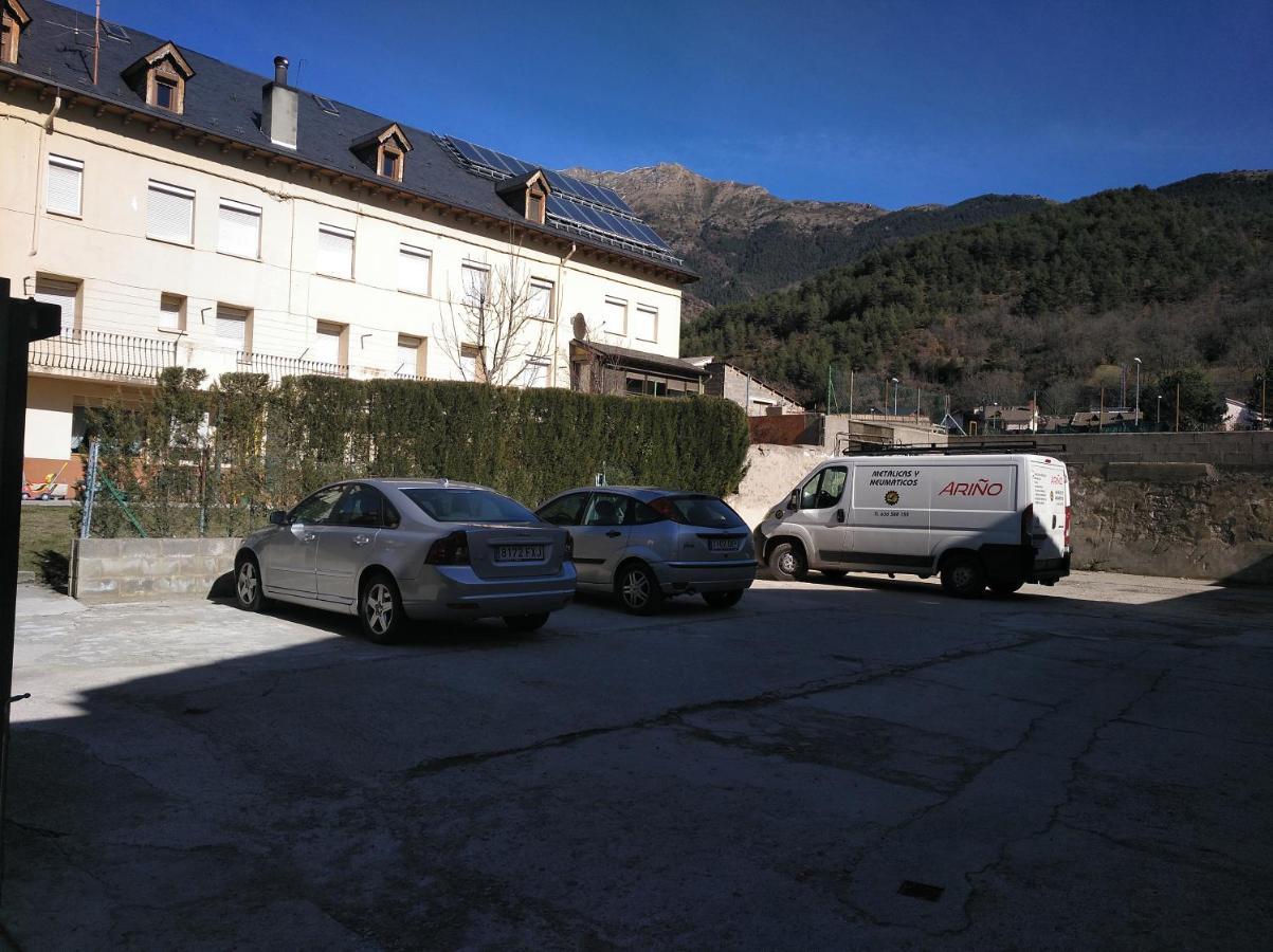 Fonda Mas Hotel Vilaller Buitenkant foto